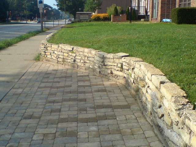 pavers_at_corner